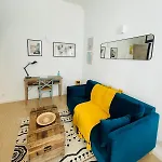 Bright Modern Studio, Port, Walk To Tram And Beach! 公寓 尼斯