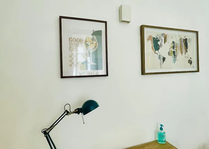 شقة Bright Modern Studio, Port, Walk To Tram And Beach! نيس