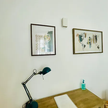 Apartment Bright Modern Studio, Port, Walk To Tram And Beach! Nizza